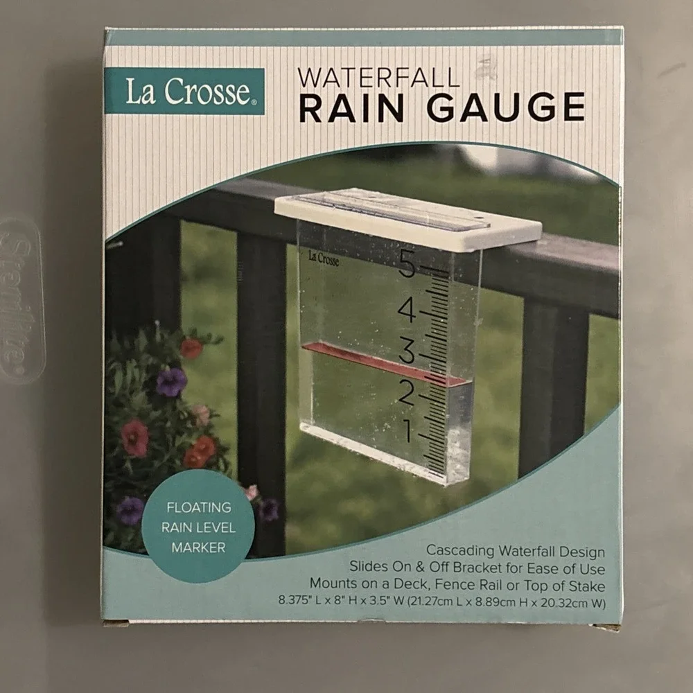 La Crosse Waterfall Rain Gauge w/Floating Rain Level Marker #705109